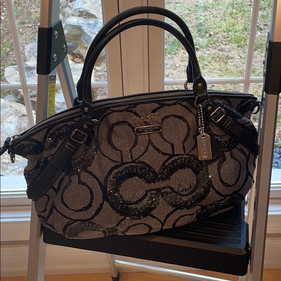 Coach Sophia Madison Large sequins Op - Picture 2 of 6